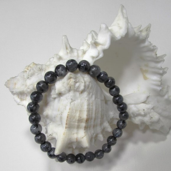 Natural Black Labradorite Gemstone Bracelet - Picture 1 of 5